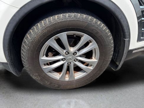 Used 2013 INFINITI FX37 2WD w/ Premium Pkg image 3