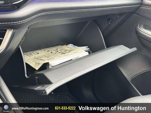 Certified 2025 Volkswagen Atlas Cross Sport SEL Premium R-Line image 30