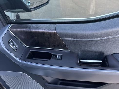 Used 2023 Ford F150 Lariat w/ FX4 Off-Road Package image 19