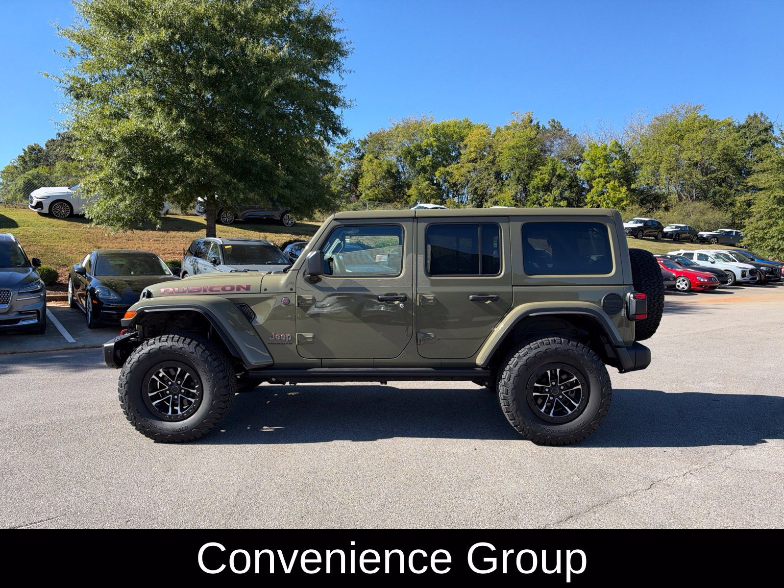 Used 2025 Jeep Wrangler Unlimited Rubicon AWD/4WD image 9