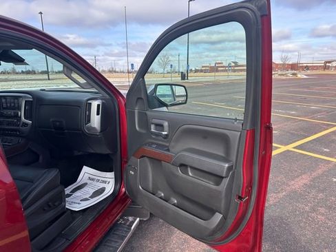 Used 2018 GMC Sierra 1500 SLT image 32