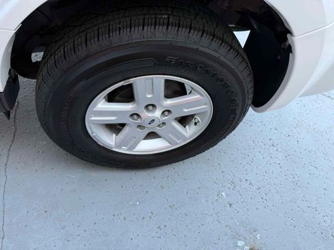 Used 2009 Ford Escape 4WD Hybrid image 42
