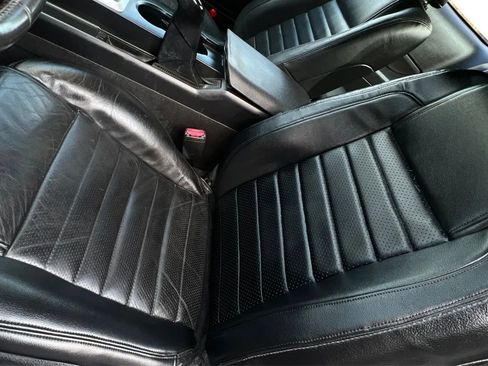 Used 2008 Ford Mustang GT Premium RWD image 12