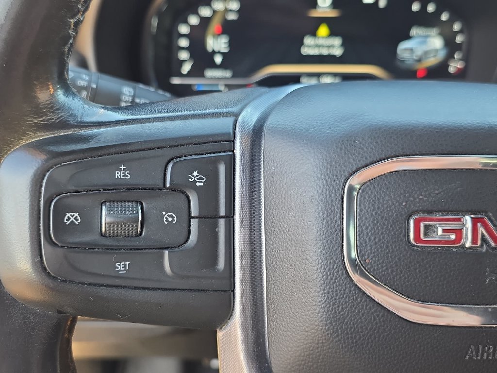 Used 2022 GMC Yukon SLE RWD image 16