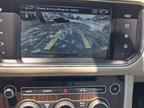 Used 2016 Land Rover Range Rover Long Wheelbase Supercharged AWD/4WD image 4