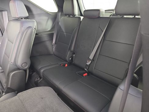 Used 2025 Chevrolet Traverse Z71 AWD/4WD image 25