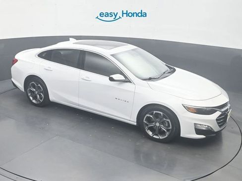 Used 2024 Chevrolet Malibu LT FWD image 19