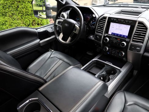 Used 2020 Ford F250 Platinum image 22