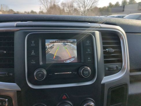 Used 2024 RAM 1500 Classic SLT image 21