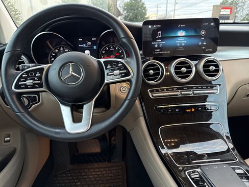 Certified 2022 Mercedes-Benz GLC 300 GLC 300 image 22