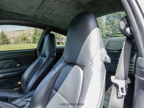 Used 2001 Porsche 911 Carrera 4 AWD/4WD image 32