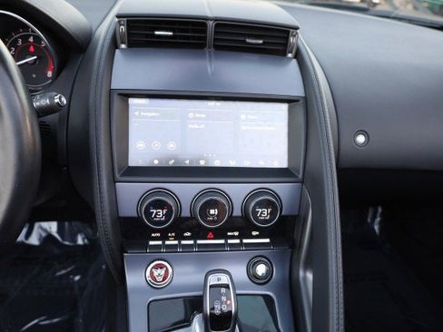 Used 2020 Jaguar F-TYPE Convertible image 32