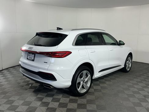 Used 2025 Audi Q5 Premium w/ Premium Plus AWD/4WD image 8