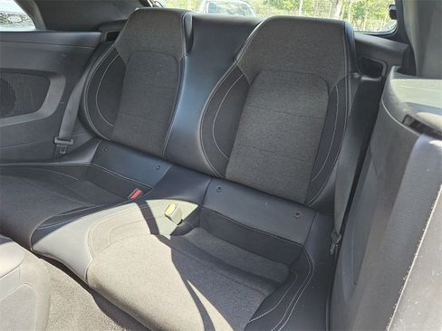 Used 2024 Ford Mustang Convertible image 4