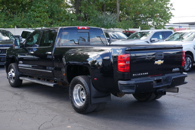 Used 2015 Chevrolet Silverado 3500 High Country w/ Duramax Plus Package AWD/4WD image 12