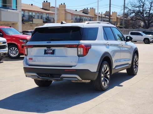 Used 2025 Ford Explorer Platinum w/ LUX Leather Package image 13