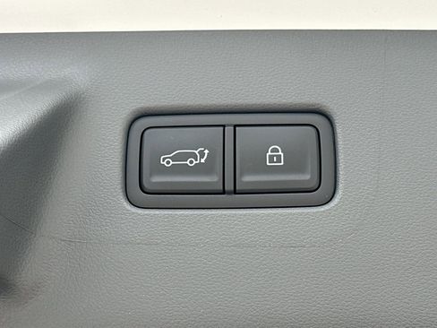 New 2025 Hyundai Santa Fe SEL FWD image 38