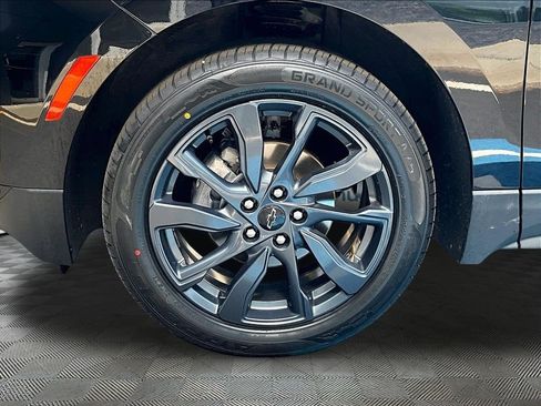 Used 2024 Chevrolet Equinox RS w/ RS Leather Package AWD/4WD image 29