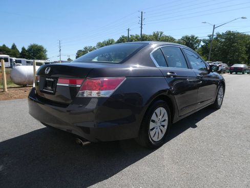 Used 2011 Honda Accord LX image 5