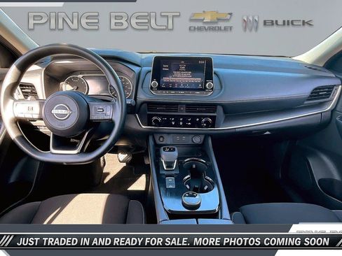 Used 2024 Nissan Rogue S AWD/4WD image 13