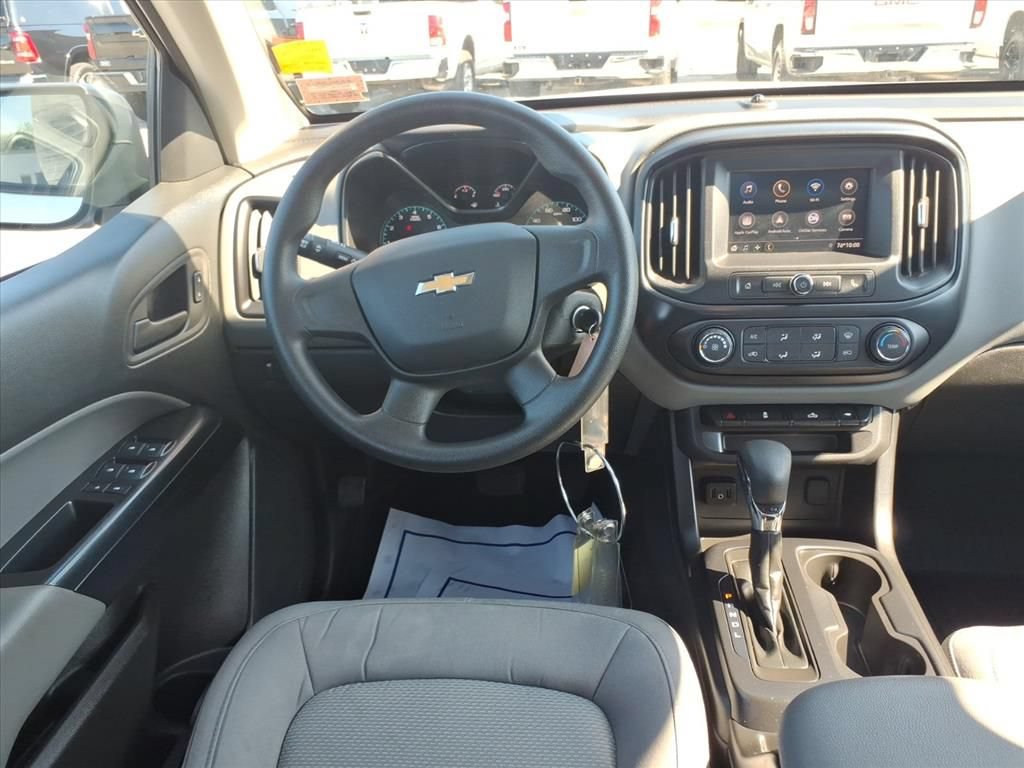 Used 2022 Chevrolet Colorado W/T RWD image 12