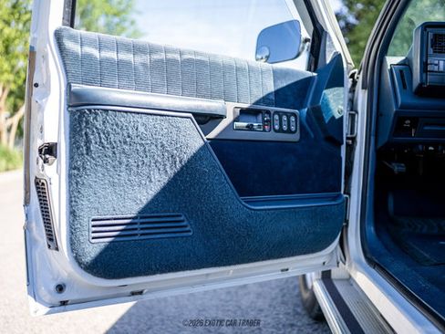 Used 1990 Chevrolet Silverado 3500 2WD Regular Cab image 25