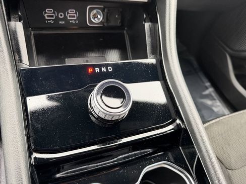 Used 2023 Jeep Grand Cherokee L Laredo image 21