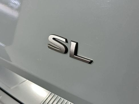 Used 2024 Nissan Rogue SL image 7