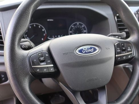 Used 2024 Ford Transit 350 XLT image 8