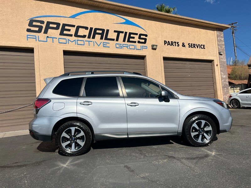 Used 2018 Subaru Forester 2.5i Premium AWD/4WD image 6