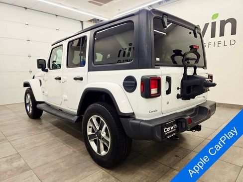 Used 2019 Jeep Wrangler Unlimited Sahara AWD/4WD image 3