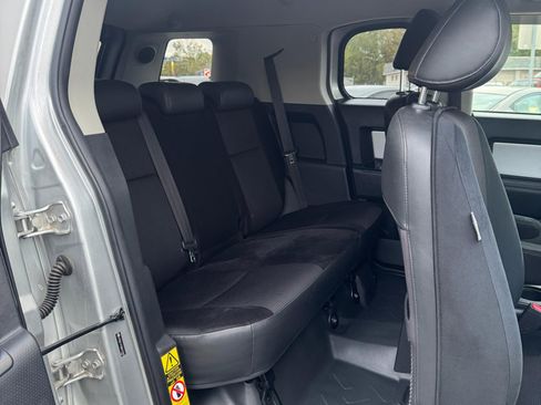 Used 2008 Toyota FJ Cruiser 4WD image 17