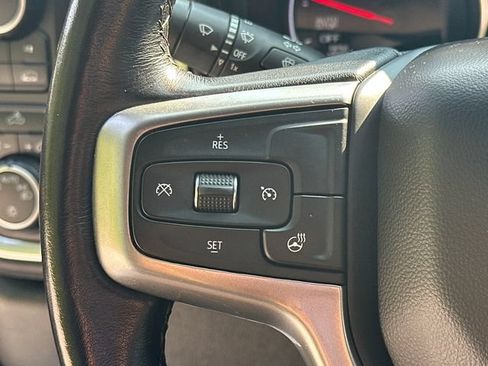 Used 2022 Chevrolet Silverado 1500 LT AWD/4WD image 26