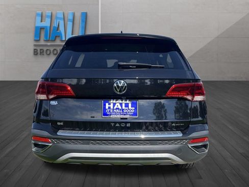 Certified 2023 Volkswagen Taos SE AWD/4WD image 5