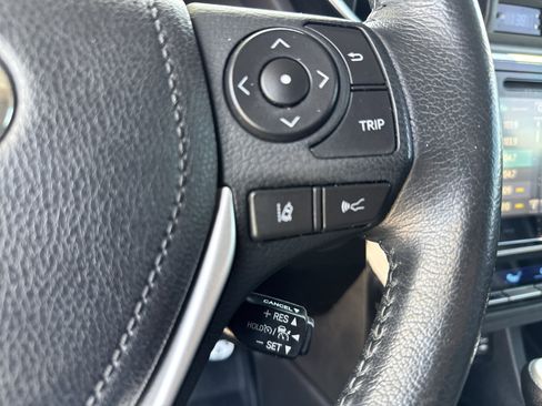 Used 2019 Toyota Corolla SE w/ SE Premium Package FWD image 20