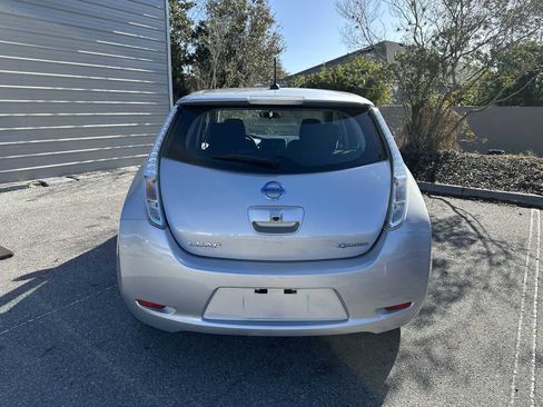 Used 2016 Nissan Leaf S w/ Charger Package image 5