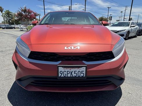 Used 2023 Kia Forte LXS w/ LXS Technology Package FWD image 9