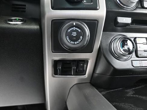 Used 2018 Ford F150 Platinum w/ Max Trailer Tow Package AWD/4WD image 16