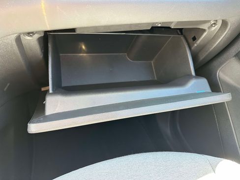 Used 2023 Chevrolet Equinox LS w/ Midnight Edition FWD image 35