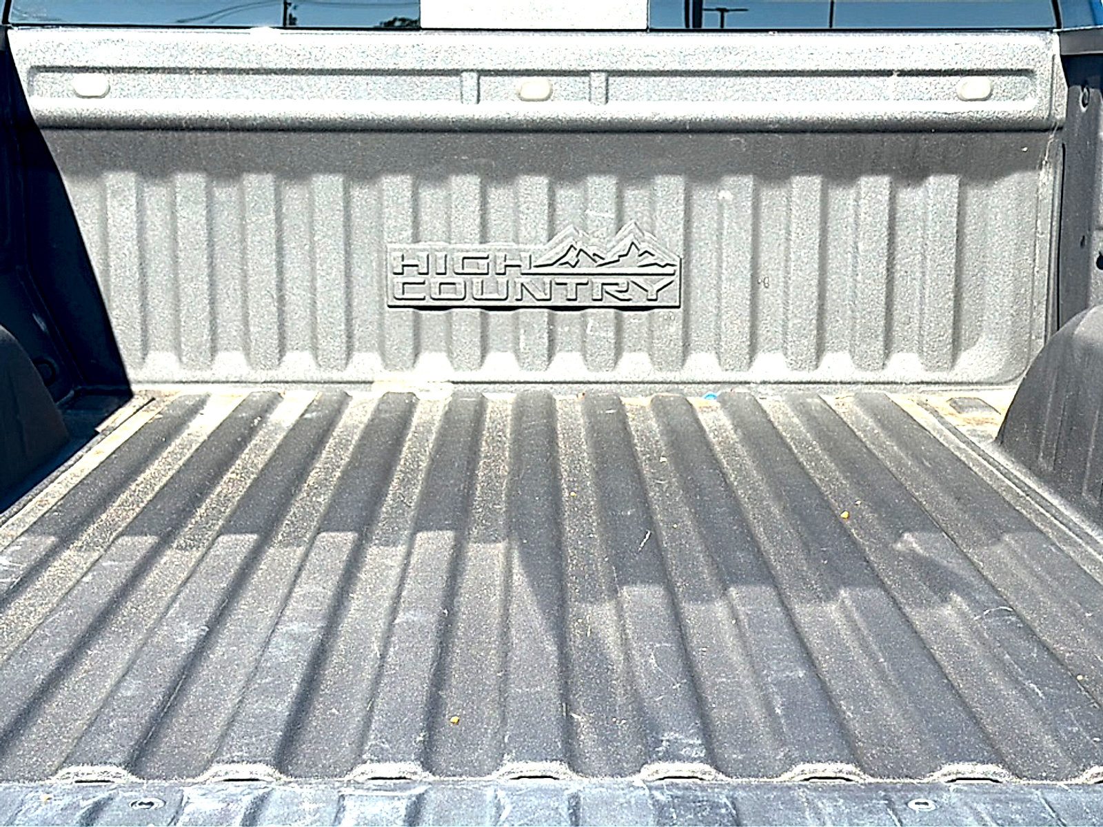 Used 2023 Chevrolet Silverado 1500 High Country w/ High Country Premium Package AWD/4WD image 24