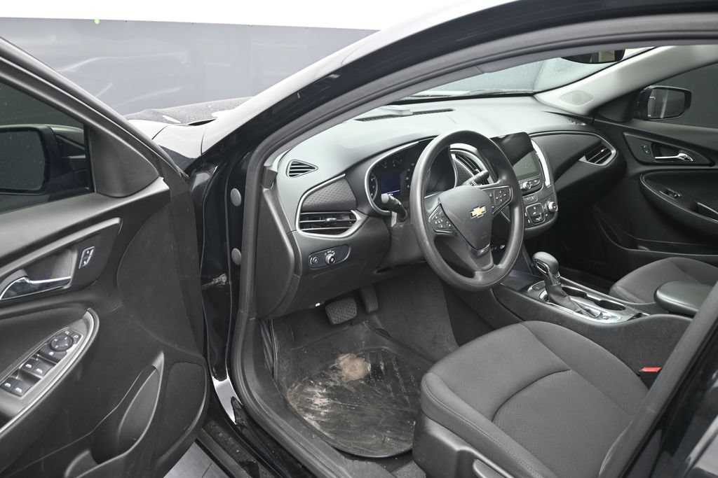 Used 2024 Chevrolet Malibu LS FWD image 10