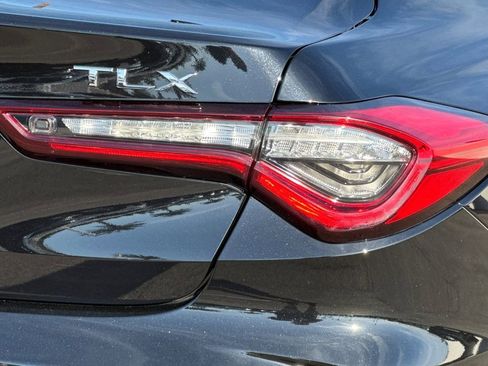 Certified 2025 Acura TLX w/ Technology Package image 36