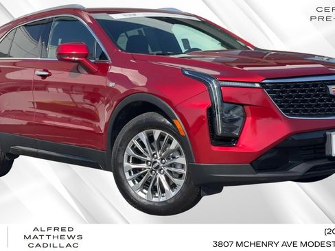 Certified 2024 Cadillac XT4 Premium Luxury image 1