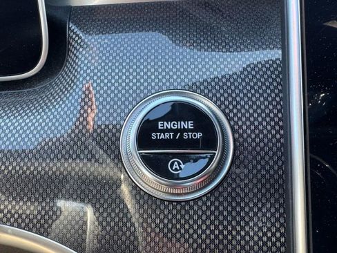 Used 2024 Mercedes-Benz CLE 300 4MATIC Cabriolet image 19