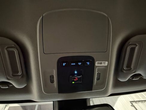 Used 2024 Toyota Camry XSE image 31