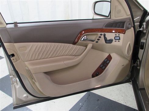 Used 2002 Mercedes-Benz S 430 image 21