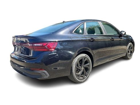 New 2025 Volkswagen Jetta SE image 4