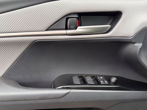 New 2026 Toyota Camry SE image 12