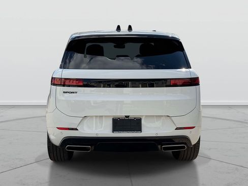 Used 2025 Land Rover Range Rover Sport Dynamic SE image 6