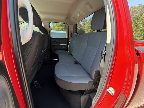 Used 2024 RAM 1500 Classic SLT image 23